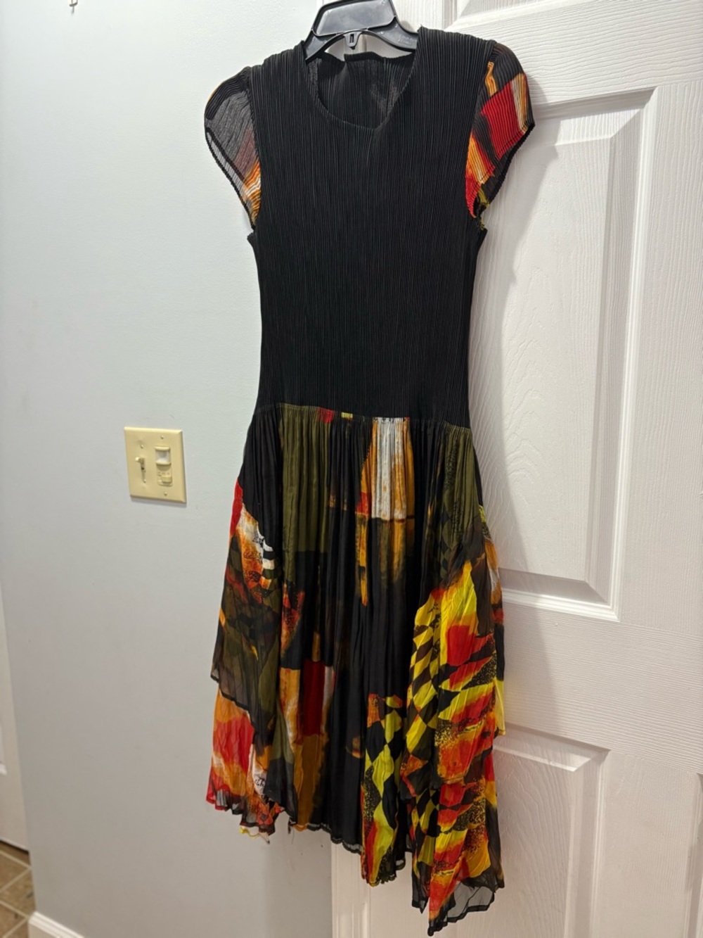 Unbranded Isse Miyake Style Black Pleated Cap-Sleeve Dress Abstract Print Dress